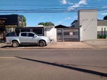 Casa com ótima localização