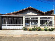 Casa condomínio na Moreninha