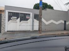 Imperdível residencia com salão comercial