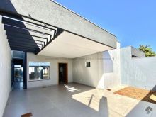Rita Vieira com 3 suítes e piscina