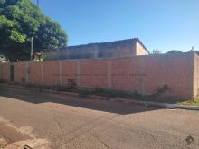 Esquina 675m²