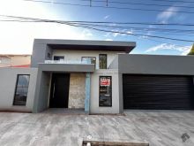 Sobrado espetacular no bairro Autonomista