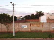 Ótimo terreno murado