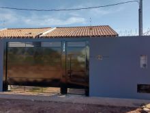 Casa nova com 02 quartos mais subsidios MCMV