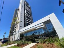 Apartamento mobiliado no Edifício Vivet andar alto sol nascente