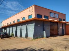 Salão Comercial na avenida Tiradentes com 279 m²