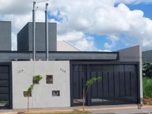 Casa com 1 suíte e 1 quarto