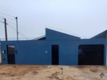 Duas casas 1° com 03 quartos - 2° com 02 quartos
