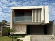 Sobrado Alphaville III
