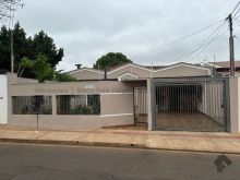 Casa com suíte - hidromassagem e lareira