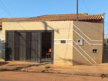 Casa com 2 quartos no Jardim Sumatra