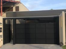 Belíssima - alto padrão - três quartos