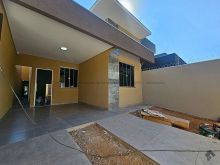Linda casa térrea no Rita Vieira