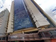 Sala comercial reformada e mobiliada