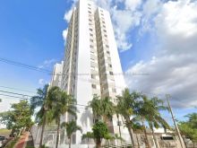 Apartamento - porteira fechada