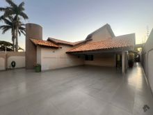 Casa térrea - porteira fechada - com 900 m² de terreno