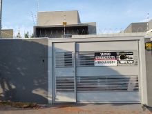 Casa nova com quintal - Jardim Seminário