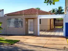 Casa próximo a avenida Manoel da Costa Lima