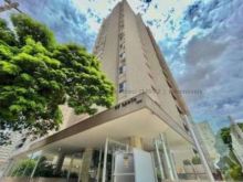 Apartamento rico em armários com 4 quartos