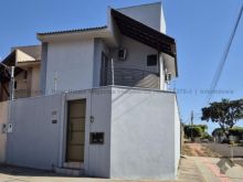 Sobrado 3 dormitórios na Vila Planalto