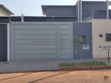 Linda casa com 3 quartos sendo 01 suíte