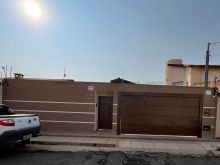 Casa 04 quartos no coração do Vilas Boas