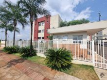 Apartamento com planejados - 2 quartos e sacada
