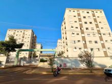 Apartamento completo de armários