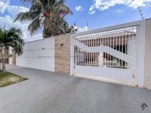 Casa com piscina - analisa carro - casa e apartamento de menor valor