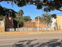 Terreno comercial no Macaúbas