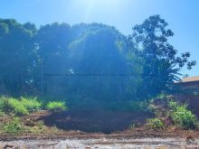 Dois terrenos por R$ 150 mil