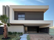 Sobrado novo com 4 suítes e energia solar