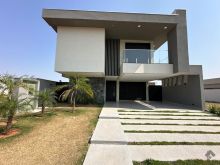 Sobrado amplo com 4 suítes