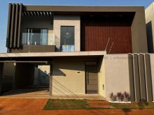 Sobrado com 3 suítes - piscina e área gourmet