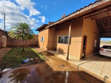 Casa com 3 quartos no Aero Rancho