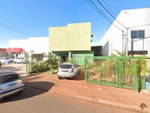 Imóvel comercial com residencia no piso superior