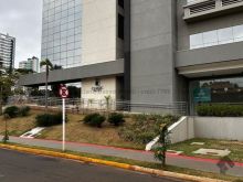 Sala comercial no Edifício Classic - ótima vista