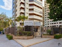 Beverly Hills reformado e sofisticado