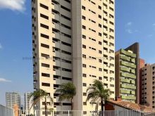 Apartamento amplo em localização privilegiada