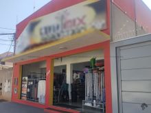 Salão com ótima estrutura e região super comercial