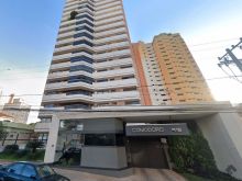 Amplo e sofisticado apartamento