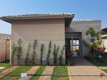 Linda casa térrea - condomínio - pronta para morar