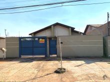 Casa ampla na Vila Carlota - estuda permuta