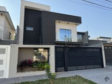 Sobrado moderno com excelente localização