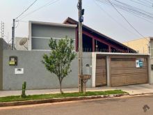 Casa térrea - avalia permuta em apartamento