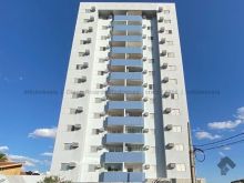 Apartamento com 3 quartos - 2 banheiros