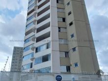 Cobertura incrível com piscina aquecida privativa