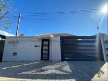 Casa térrea com localização privilegiada