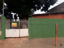 Ótimo imóvel sobre esquina