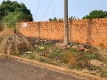 Oportunidade terreno meio de quadra